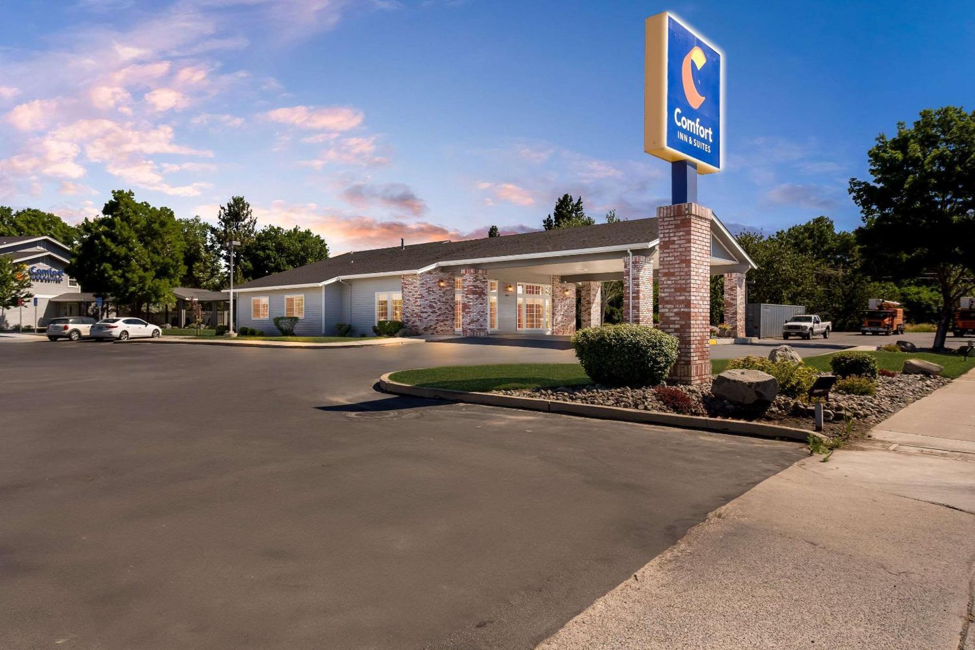 Comfort Inn & Suites Susanville Ngoại thất bức ảnh