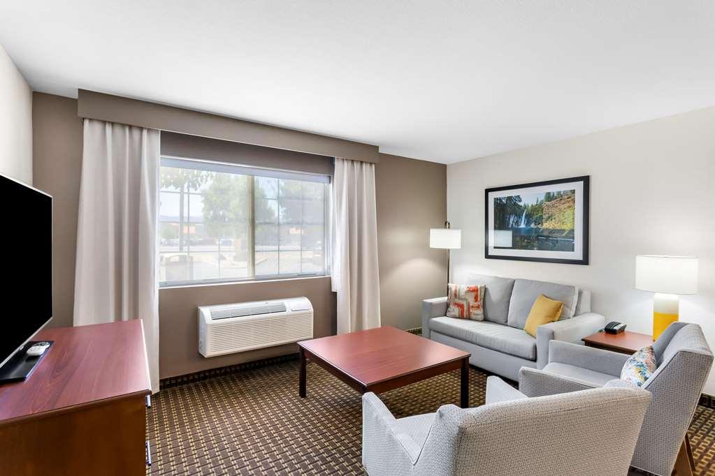 Comfort Inn & Suites Susanville Phòng bức ảnh